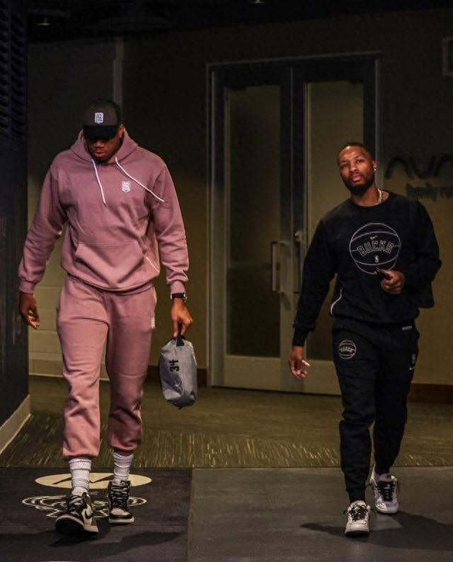 追梦谈和鹈鹕球迷吵架：你不能一直叫我一个女人的名字（追梦谈与鹈鹕球迷争执：别一直用女性名字称呼我）