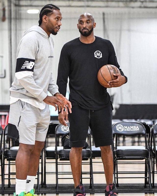 意媒：米兰希望魔笛能帮助推动卢宁加盟，皇马估价2500万欧（意媒：米兰盼莫德里奇牵线助卢宁转投红黑军，皇马标价2500万欧）